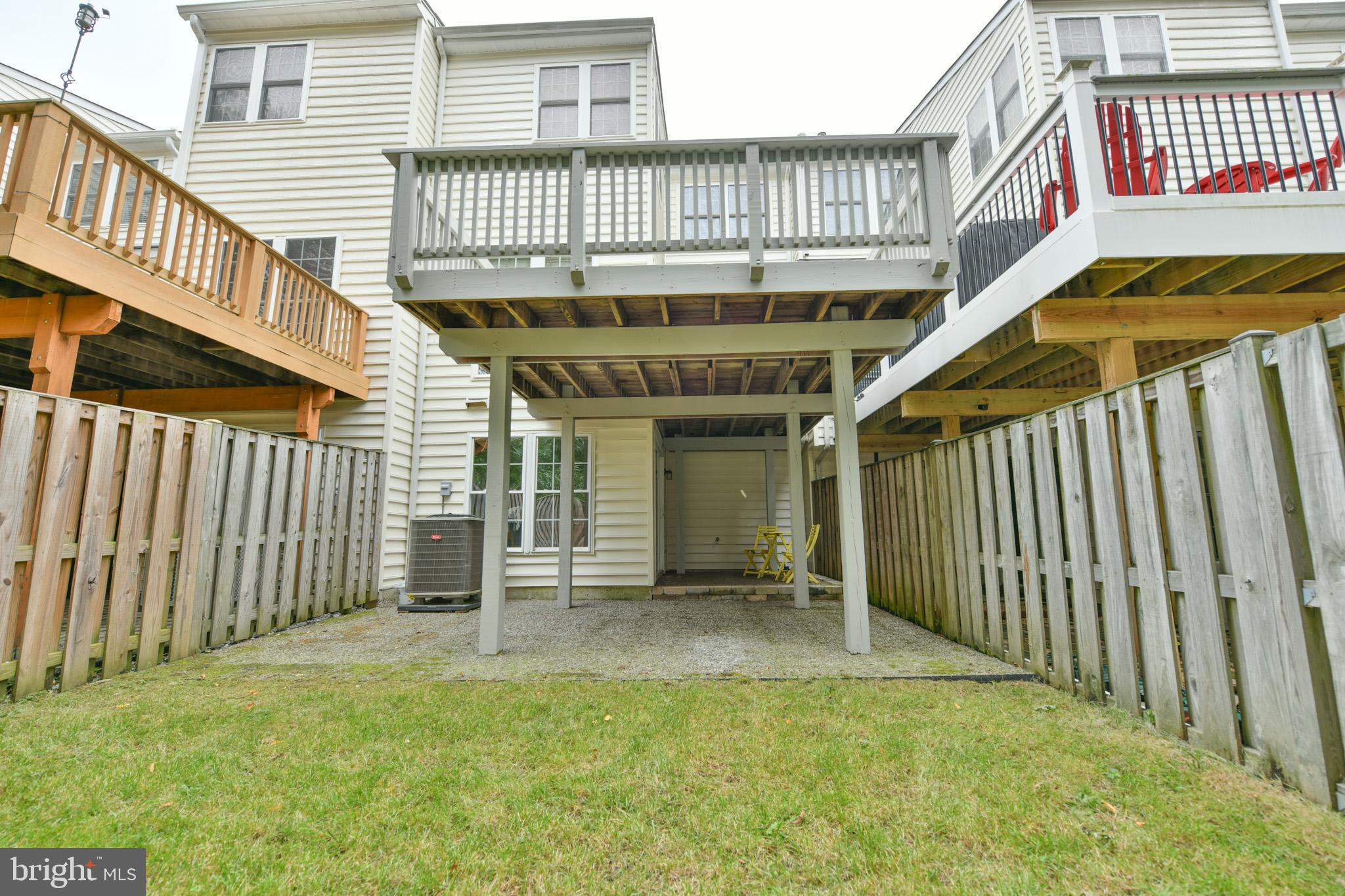 CROFTON MANOR - Residential