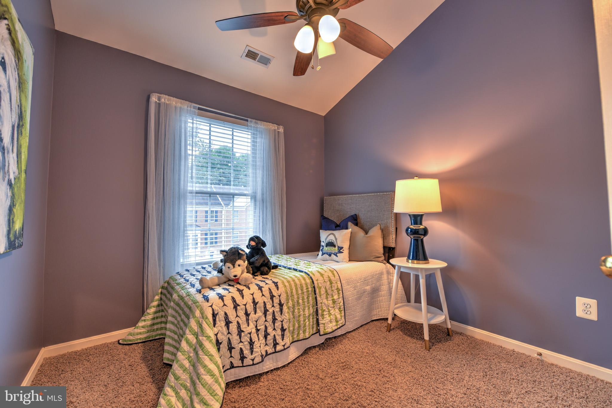 CROFTON MANOR - Residential