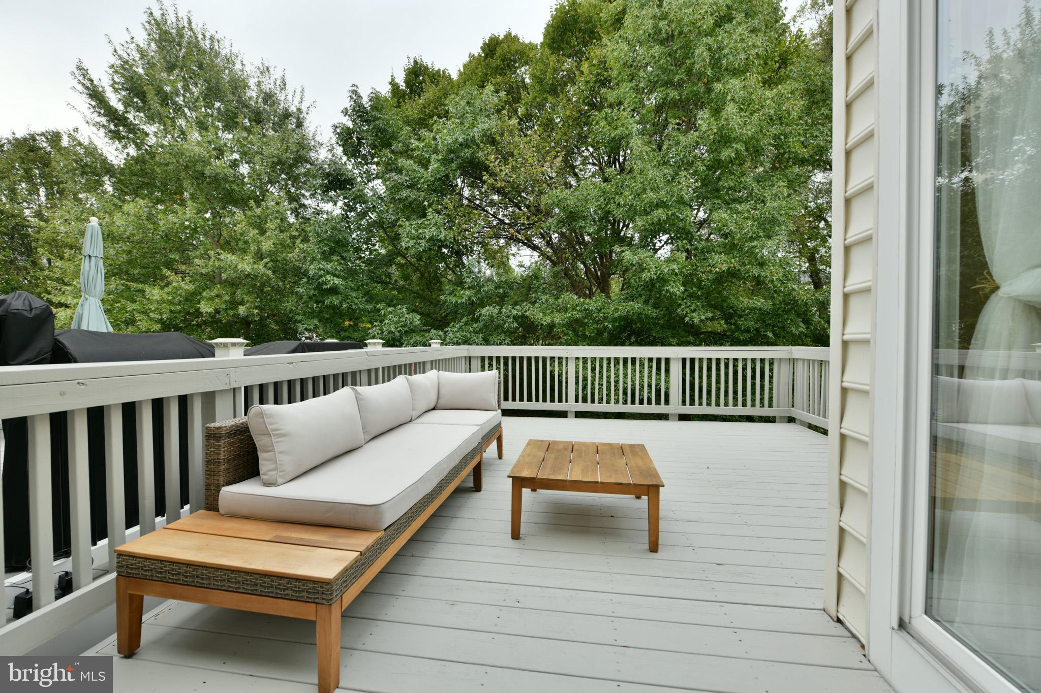 CROFTON MANOR - Residential