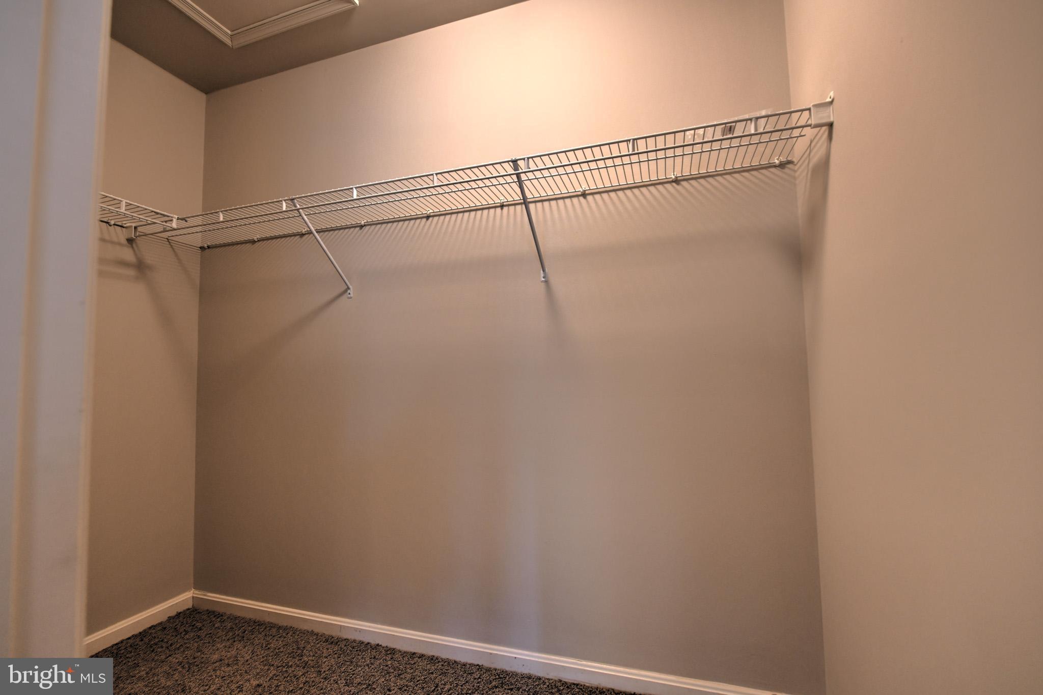 CROFTON MANOR - Residential