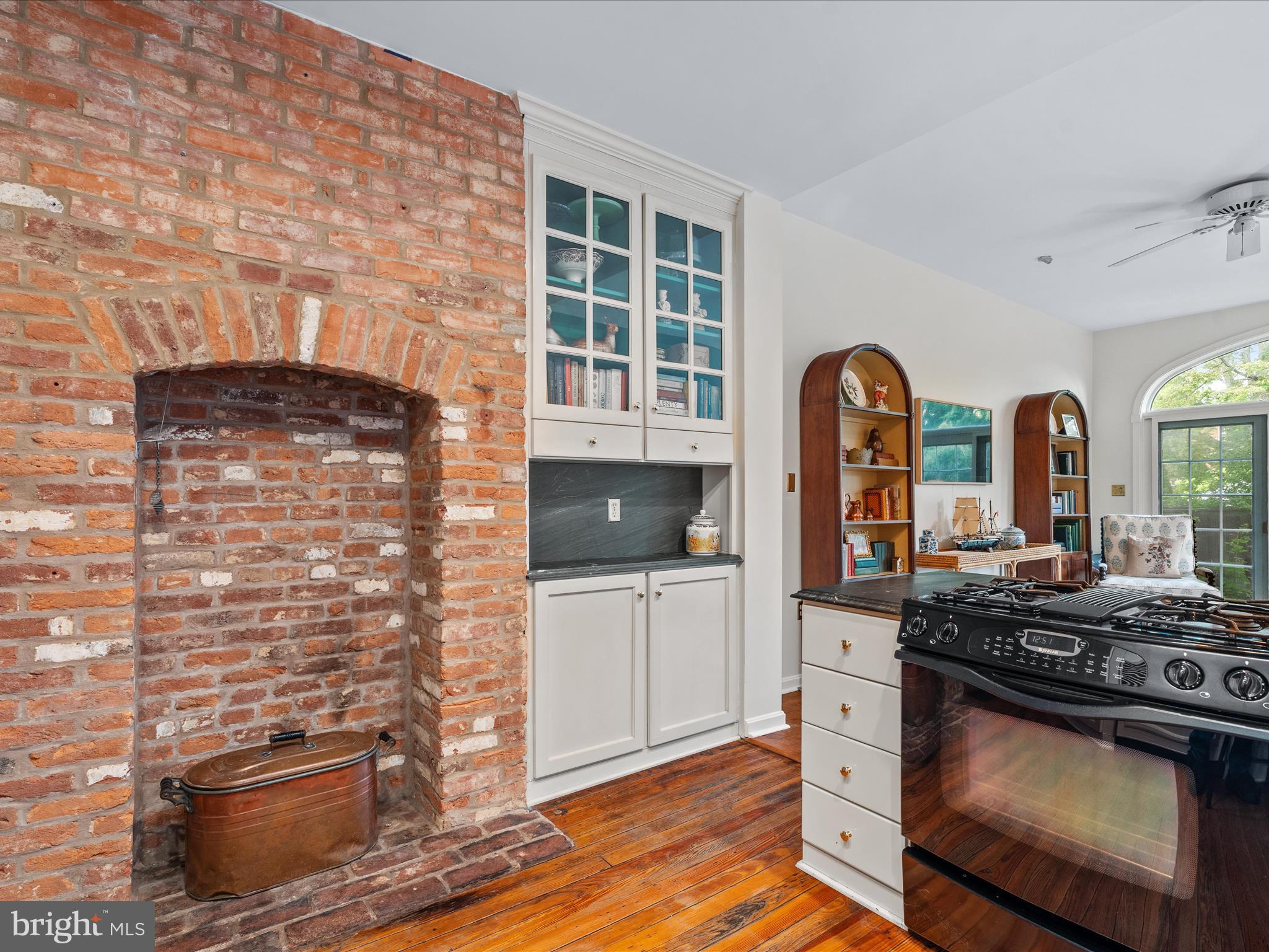 DOWNTOWN FREDERICK - Residential