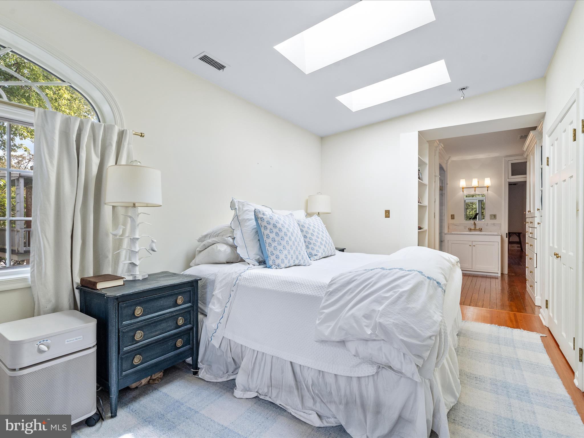 DOWNTOWN FREDERICK - Residential