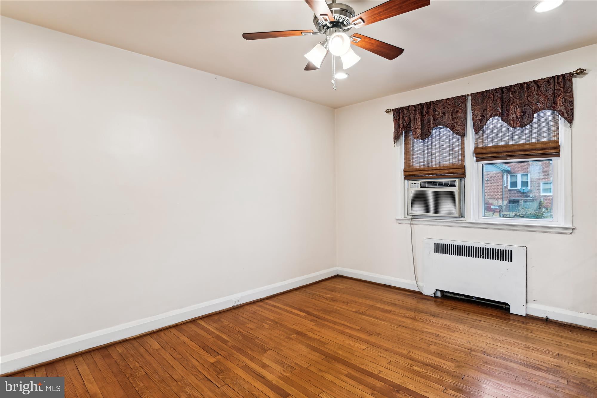 NORTHWOOD - Residential