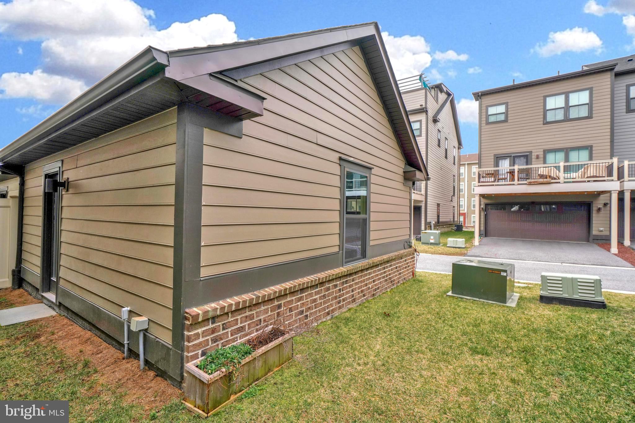 GREENLEIGH AT CROSSROADS - Residential