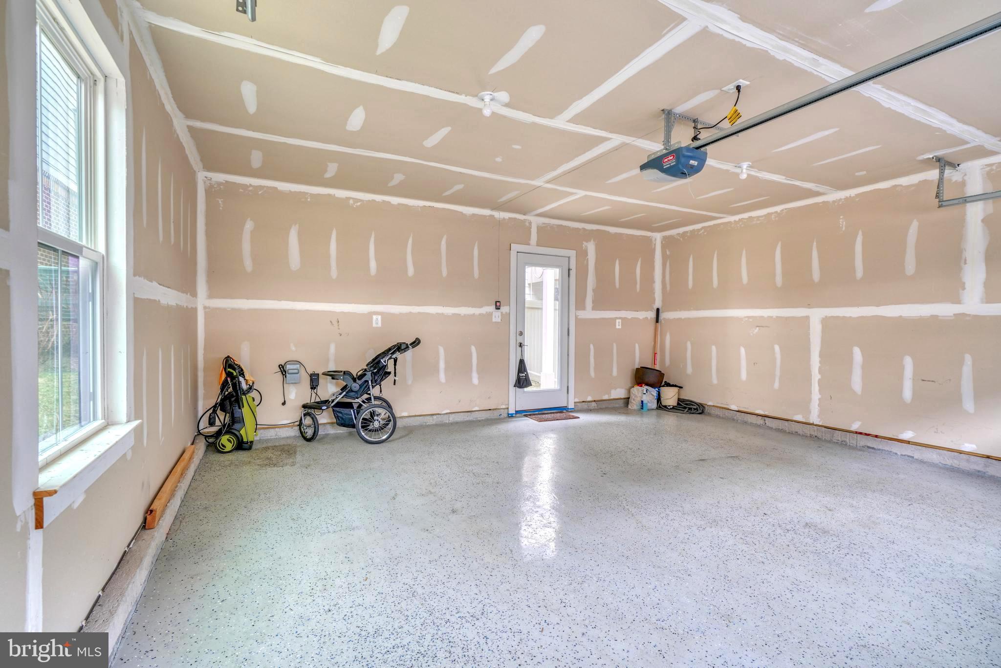 GREENLEIGH AT CROSSROADS - Residential