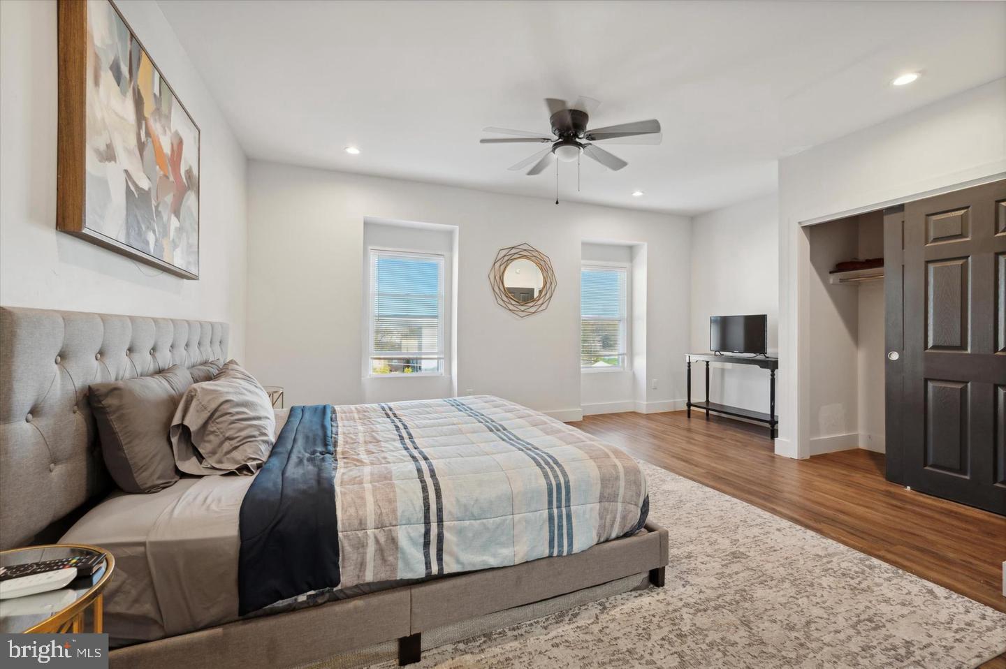 UNIVERSITY CITY - Residential Lease