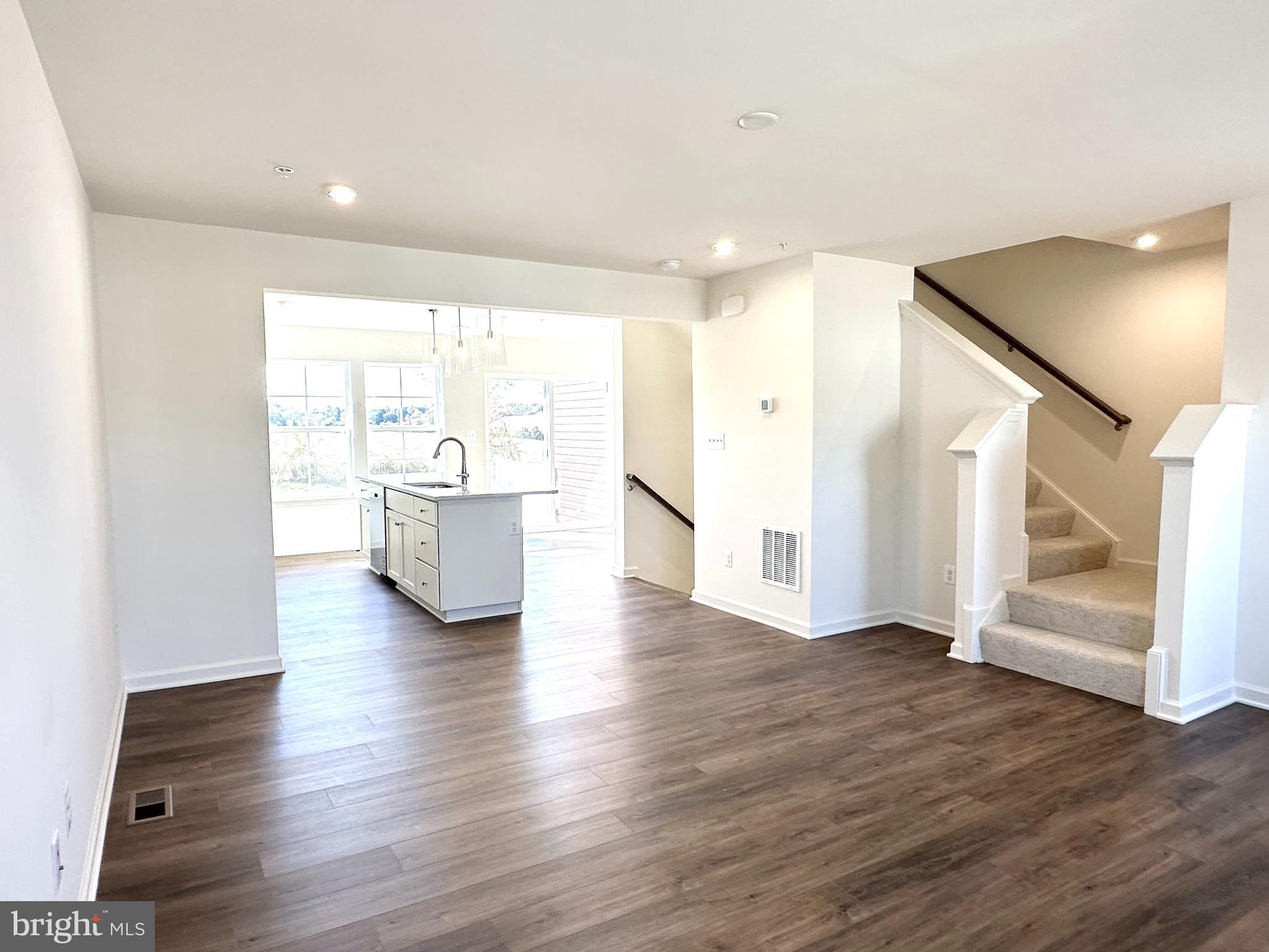 HOMESTEAD ACRES - Residential