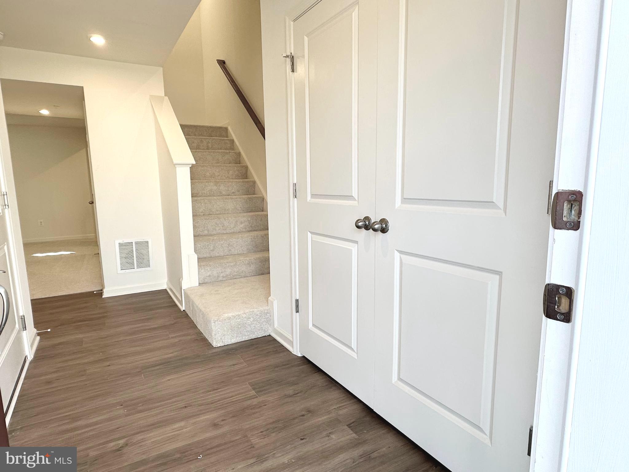 HOMESTEAD ACRES - Residential