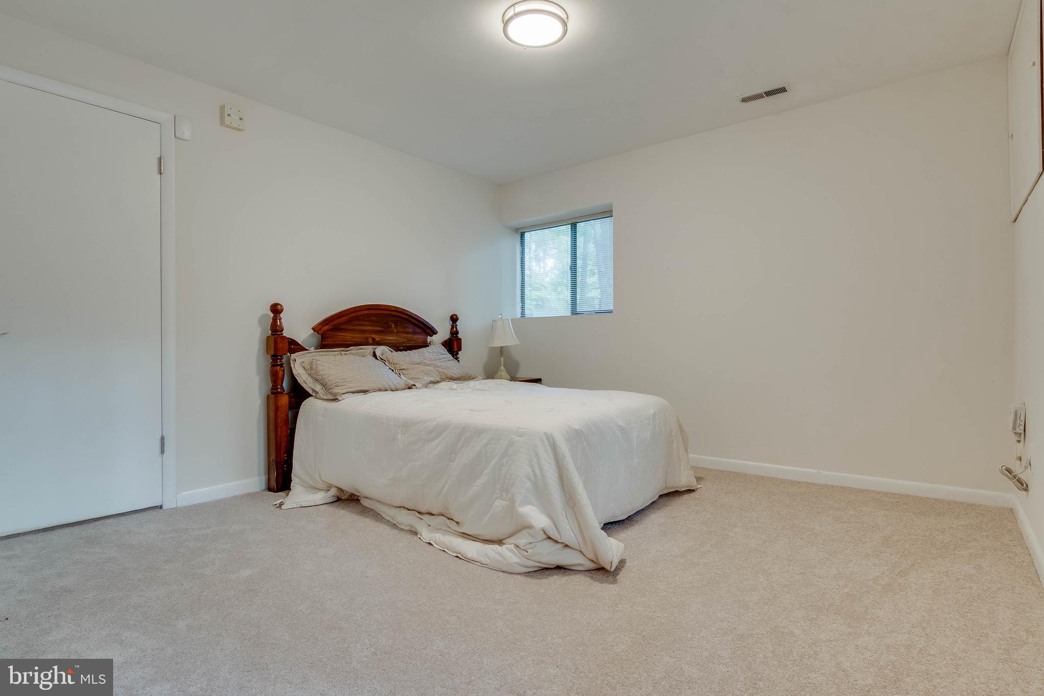 CLEMENS CROSSING - Residential