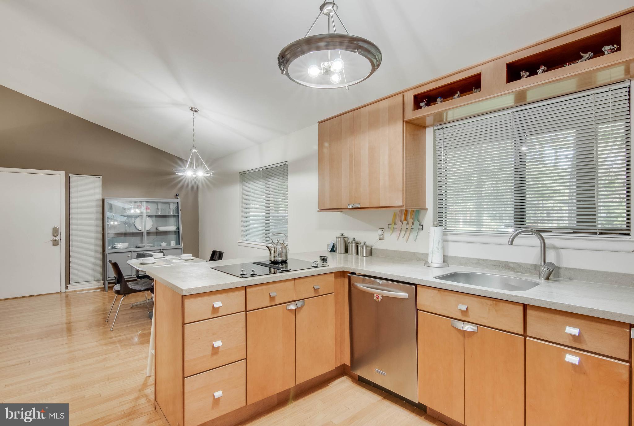 CLEMENS CROSSING - Residential