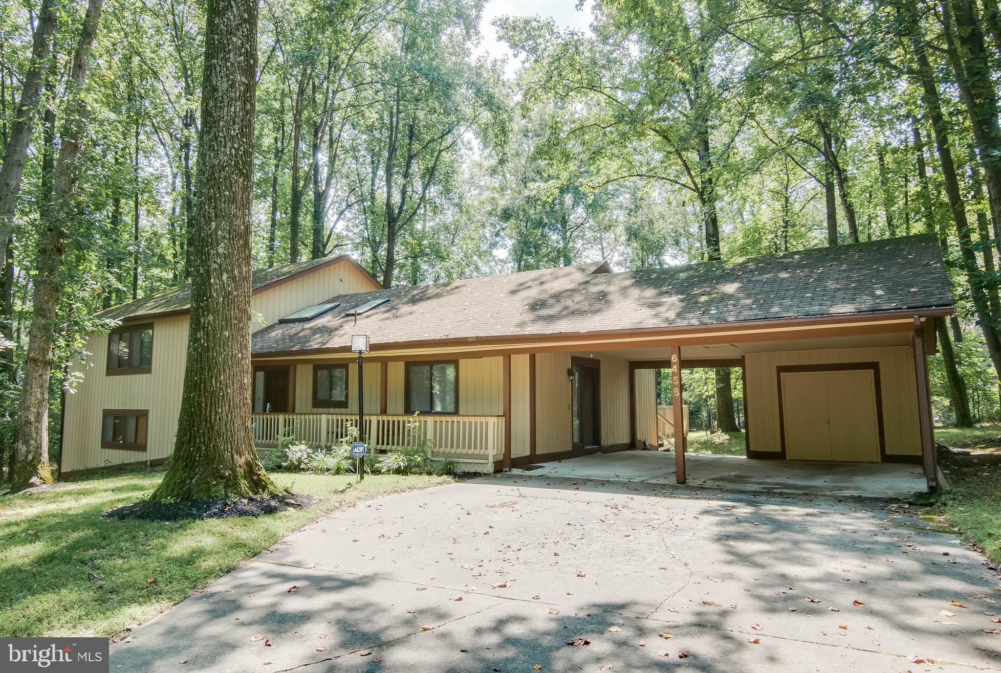 CLEMENS CROSSING - Residential