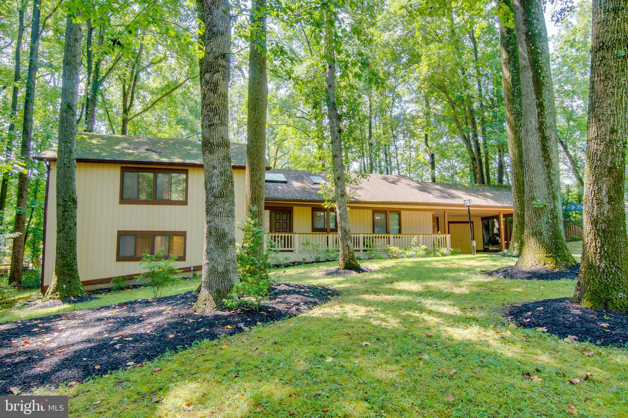 CLEMENS CROSSING - Residential