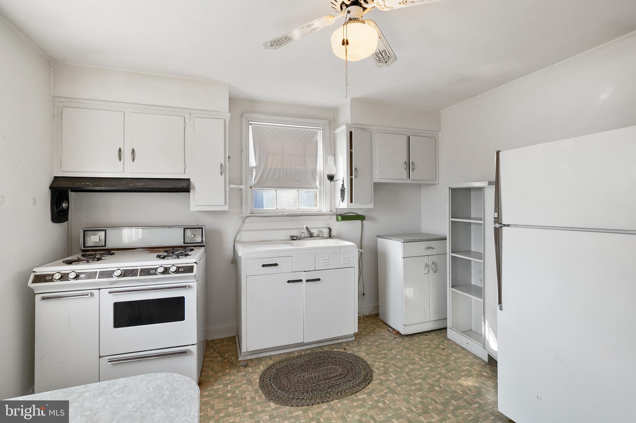 LINWOOD - Residential