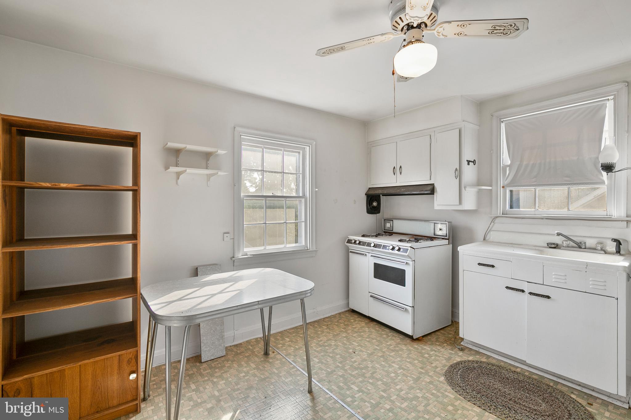 LINWOOD - Residential