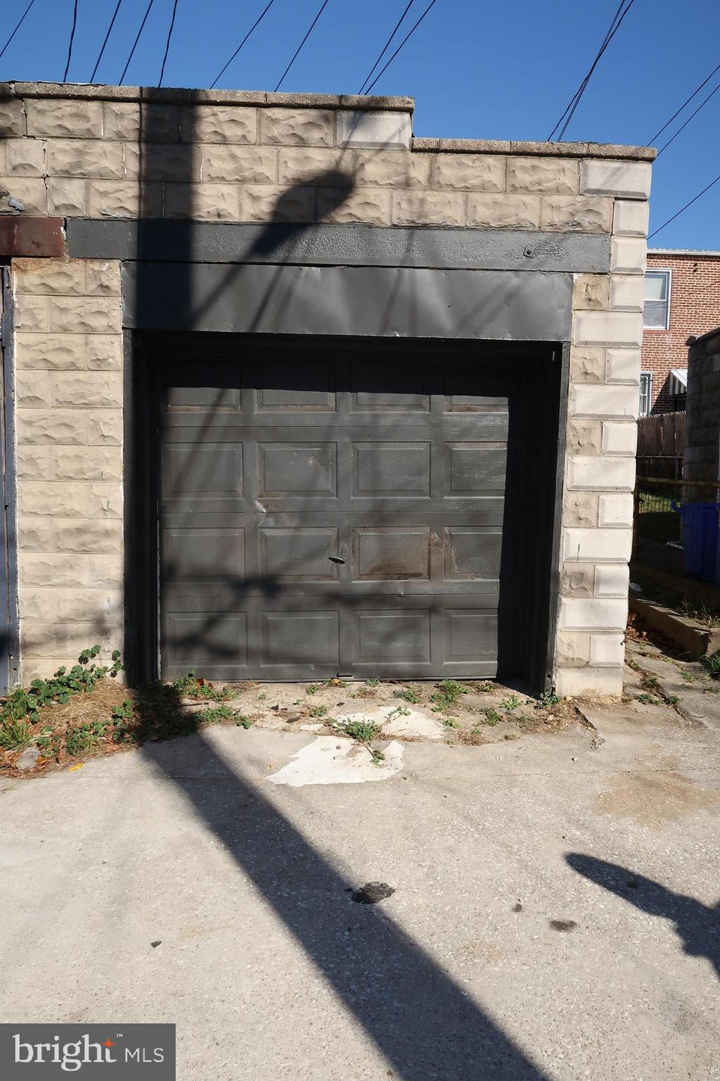 BELAIR-EDISON - Residential Lease