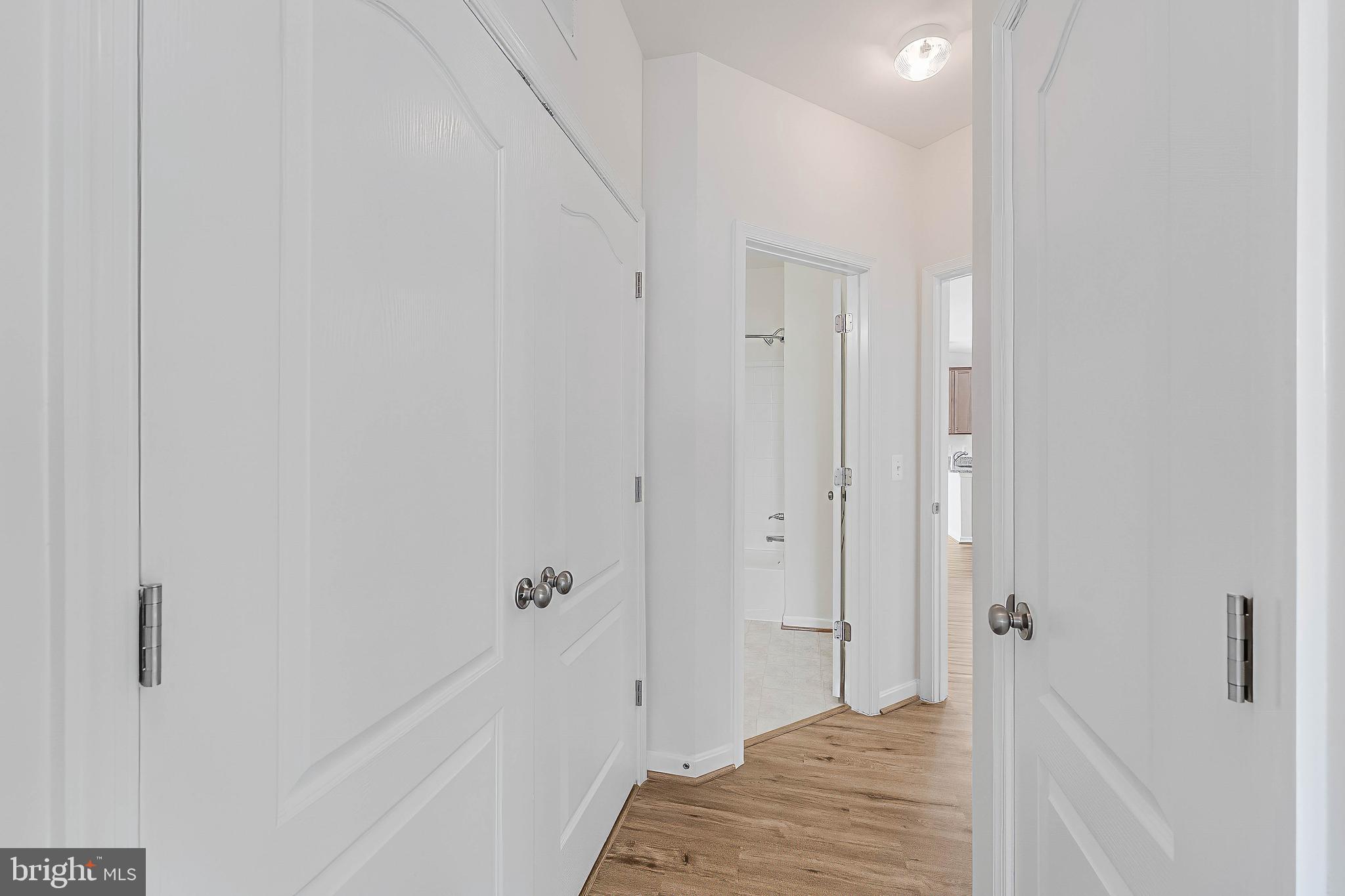 MERCER PARK CONDOMINIUM - Residential Lease