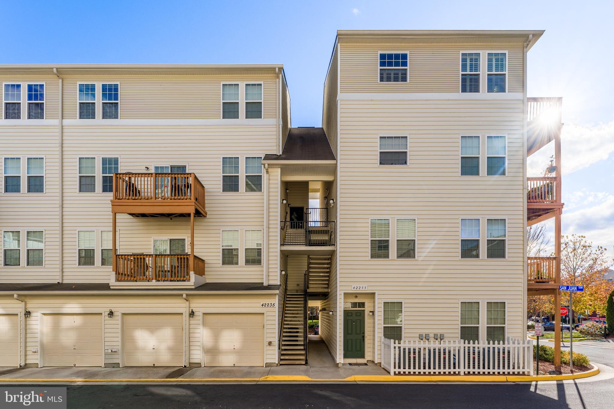 MERCER PARK CONDOMINIUM - Residential Lease