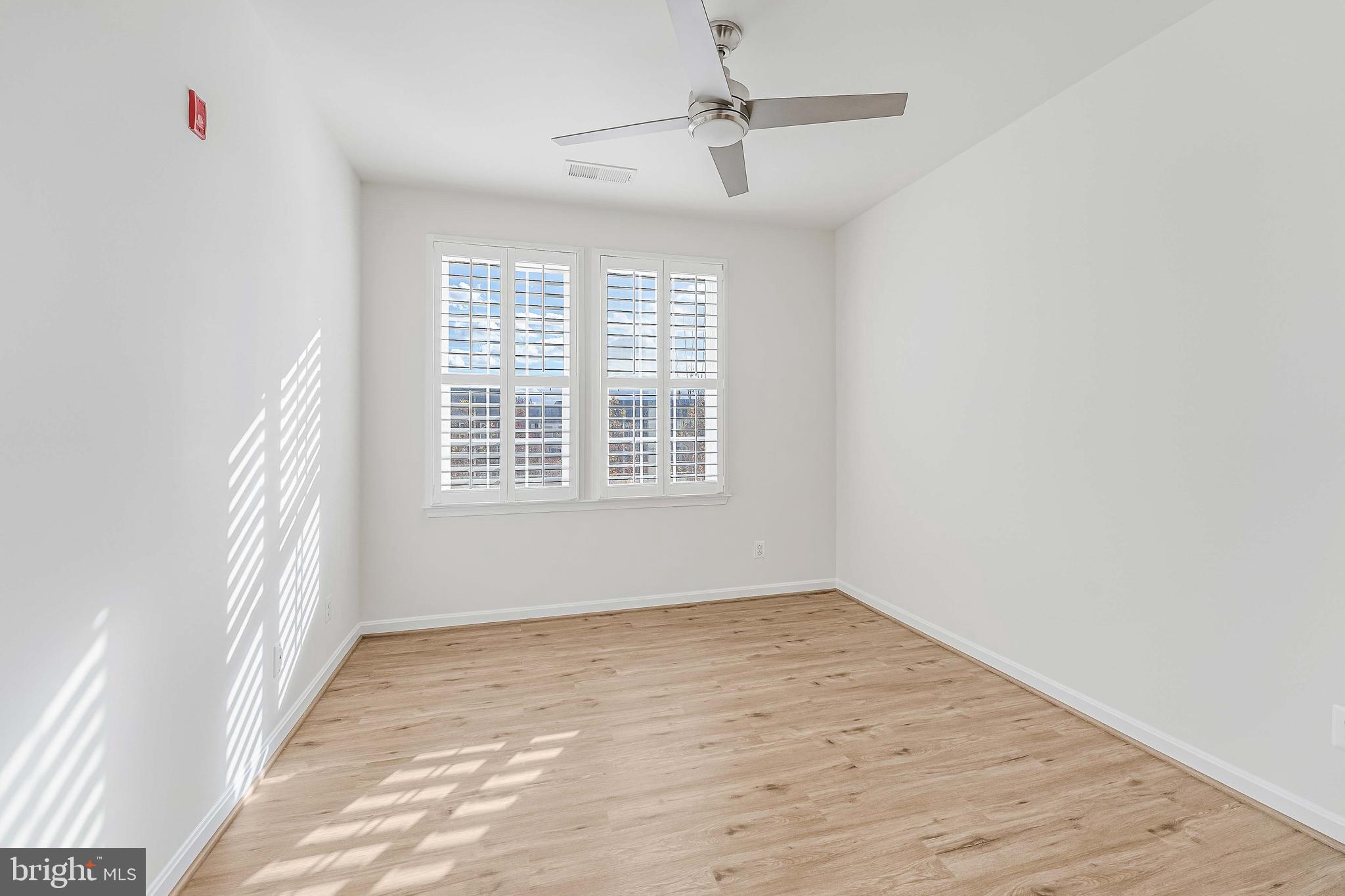 MERCER PARK CONDOMINIUM - Residential Lease