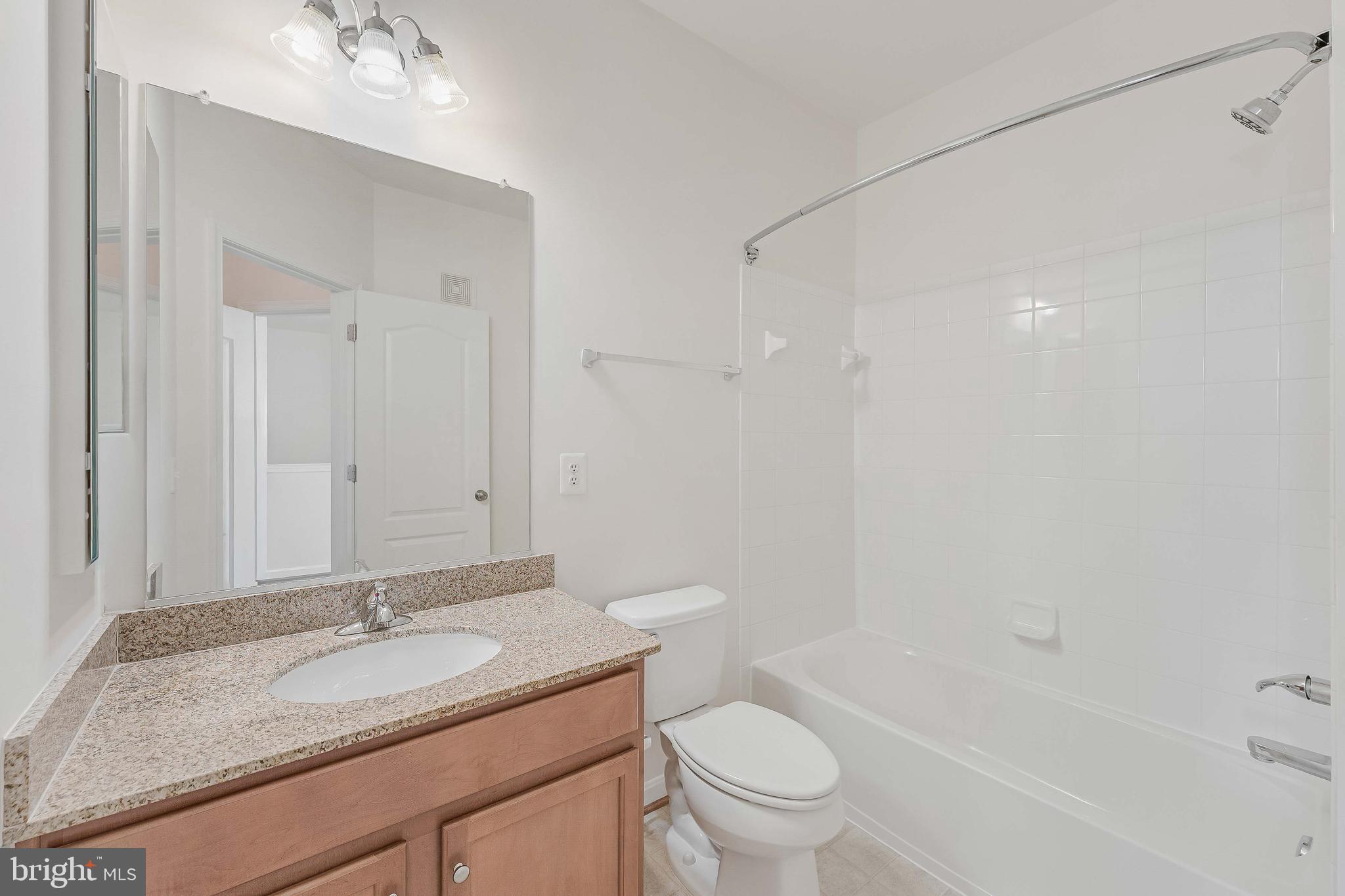 MERCER PARK CONDOMINIUM - Residential Lease