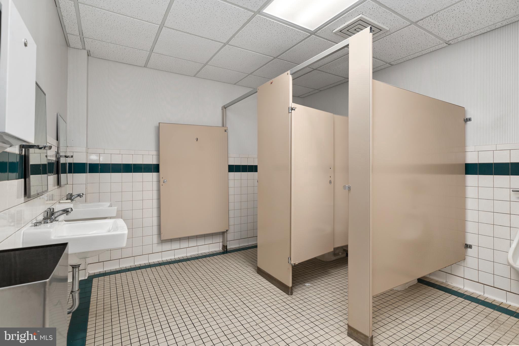 DOWNTOWN HAGERSTOWN - Commercial Lease