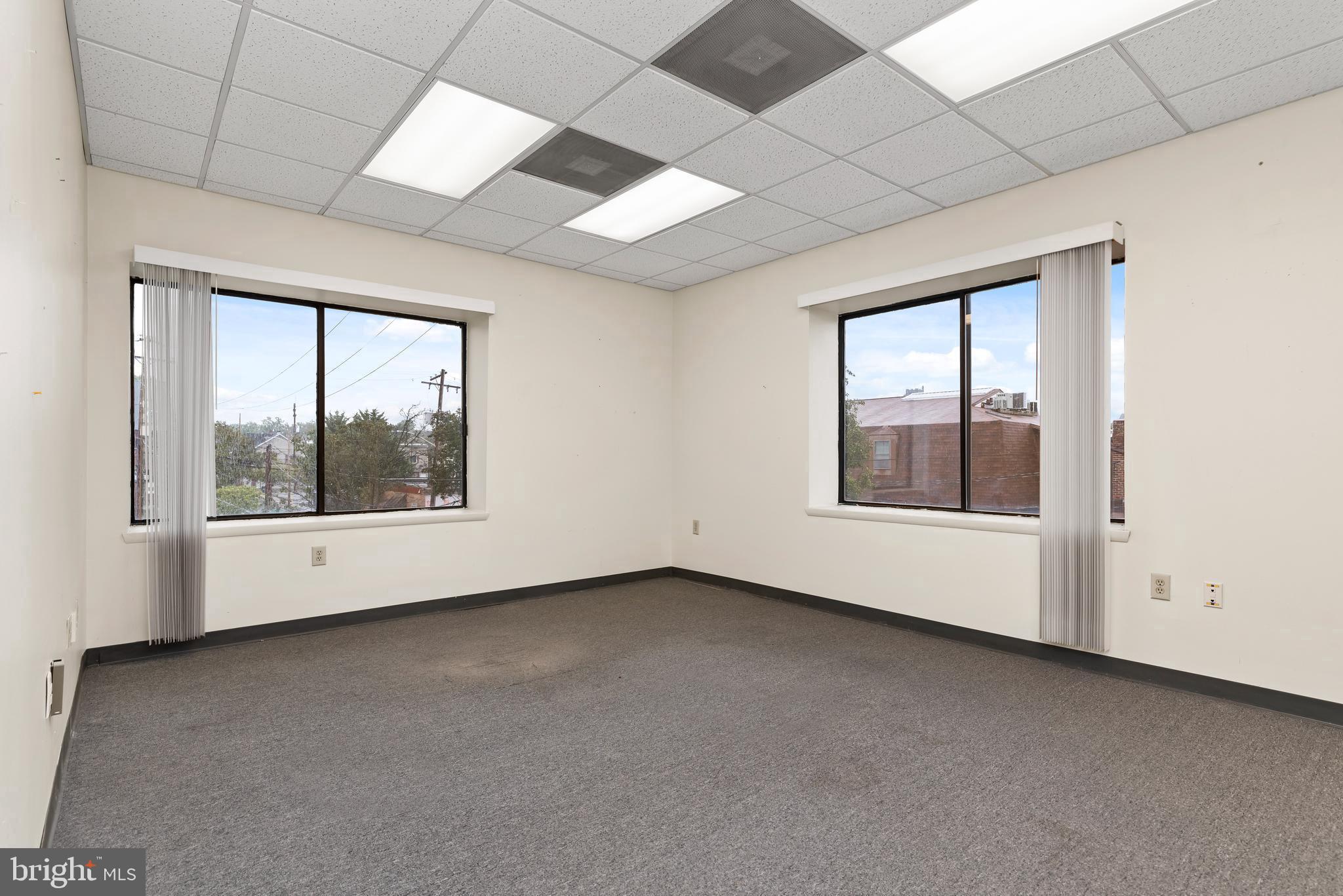 DOWNTOWN HAGERSTOWN - Commercial Lease