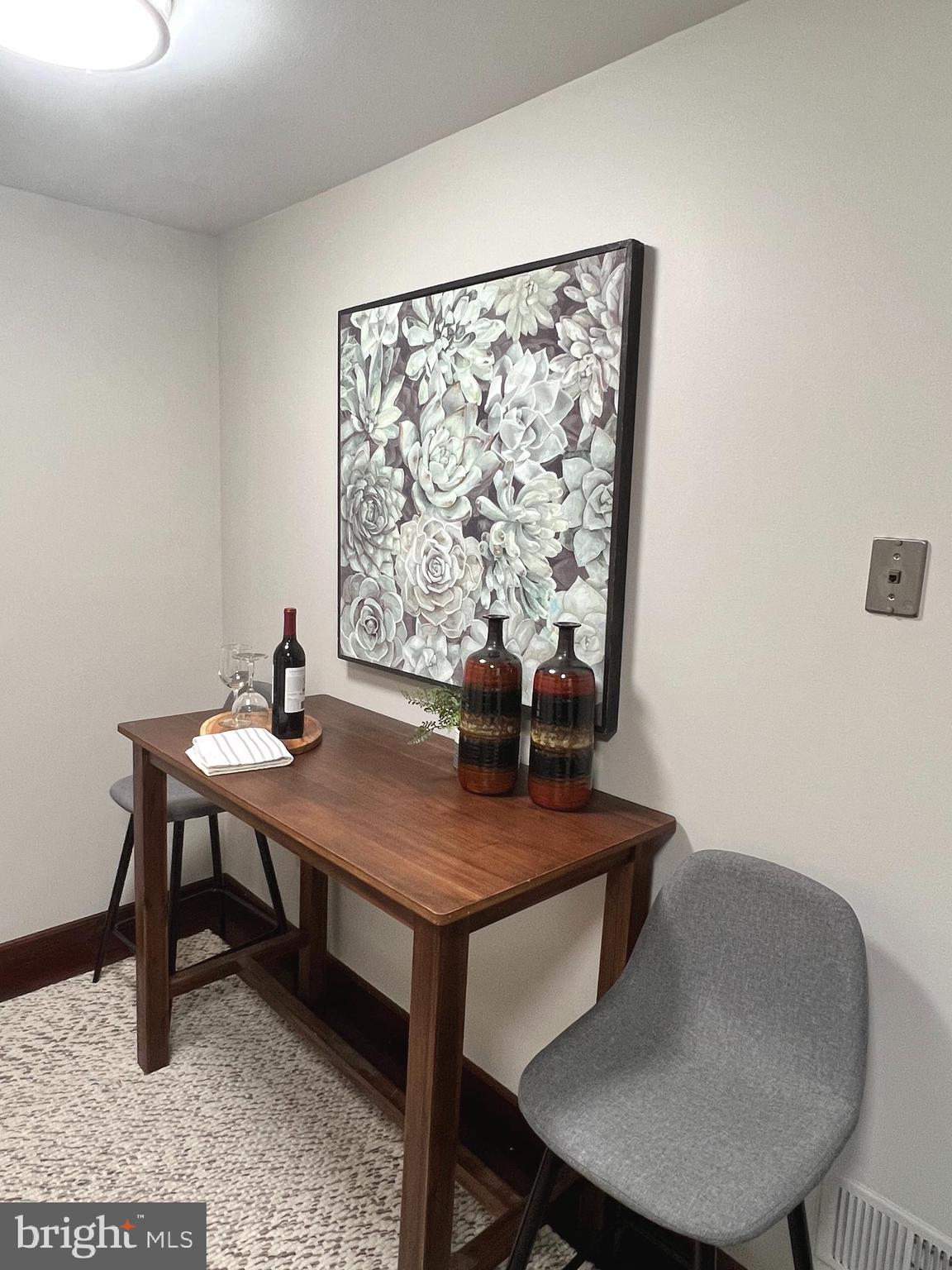 HOLMES RUN WOODS WEST - Residential