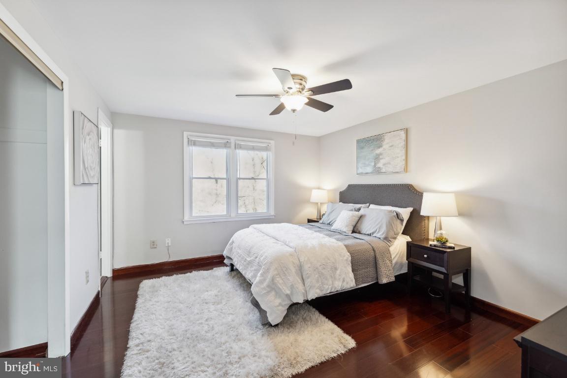 HOLMES RUN WOODS WEST - Residential