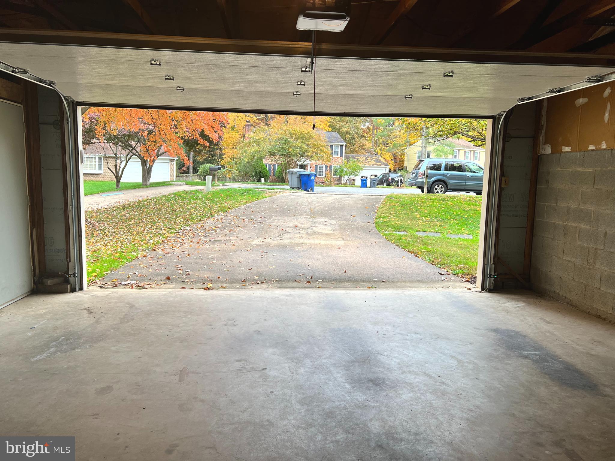 HOLMES RUN WOODS WEST - Residential