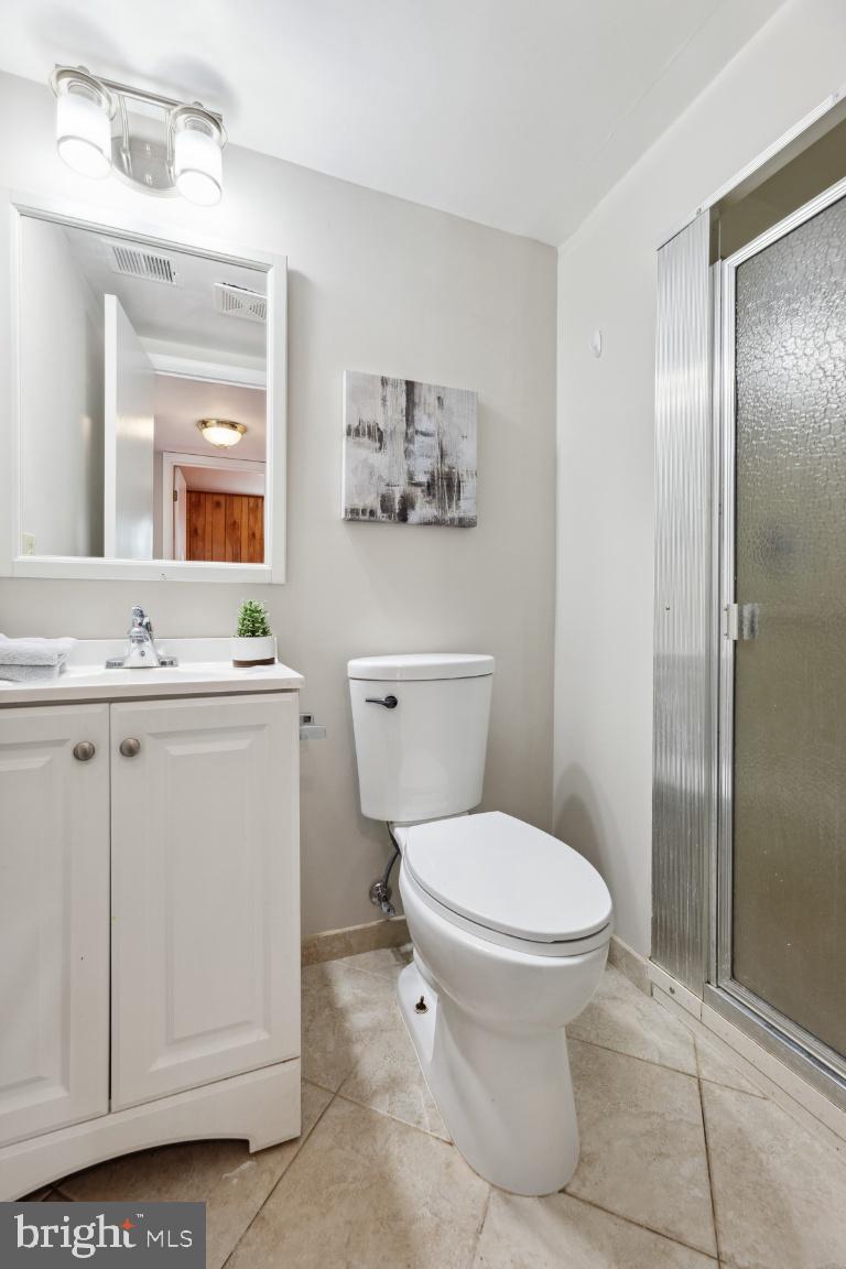 HOLMES RUN WOODS WEST - Residential