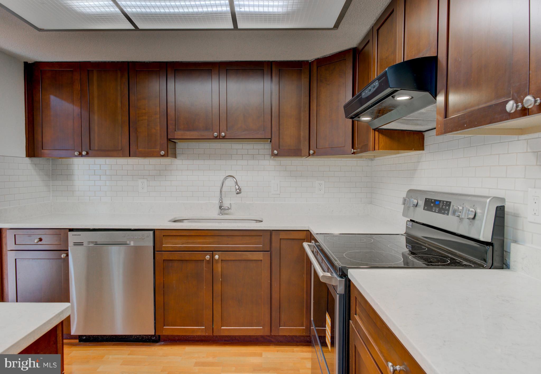 ROSSMOOR MUTUAL - Residential