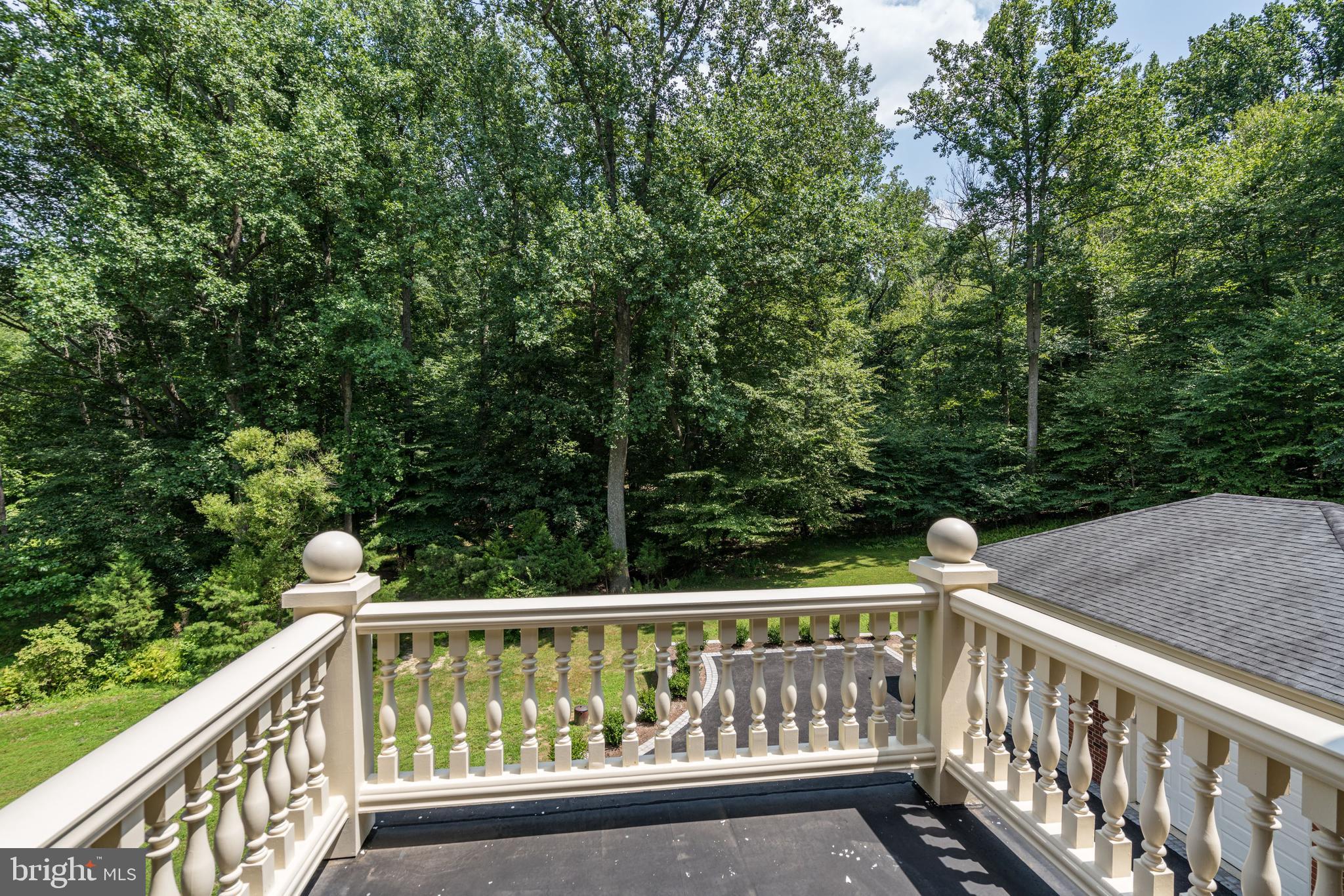 GLENCAIRN - Residential