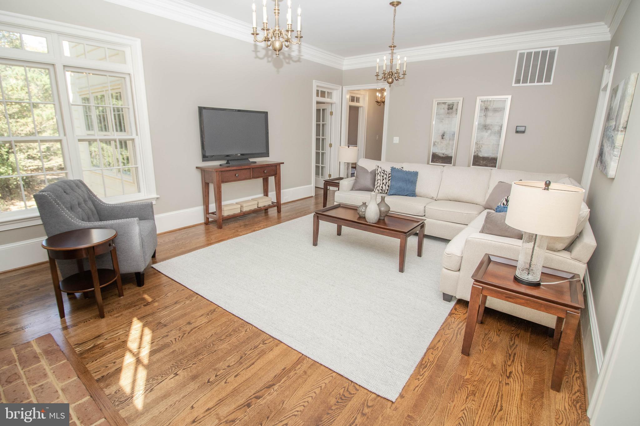 GLENCAIRN - Residential