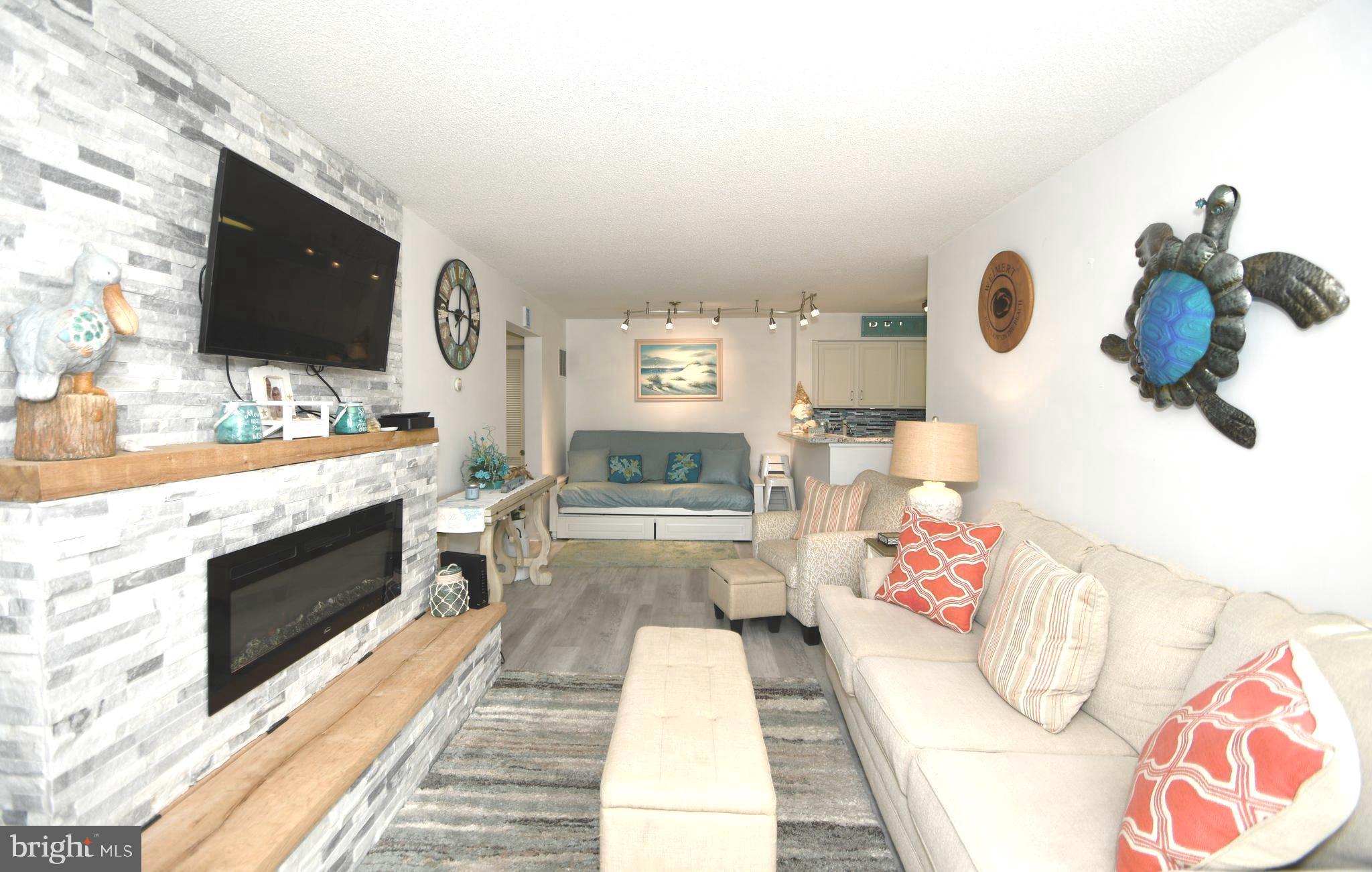 202 N HERON DRIVE 2025B