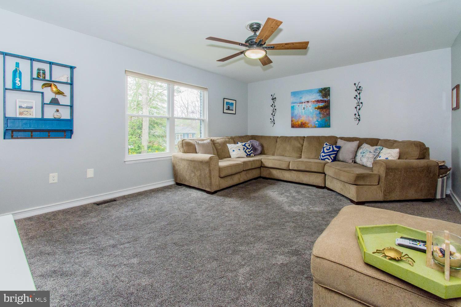 SUNRISE BEACH - Residential