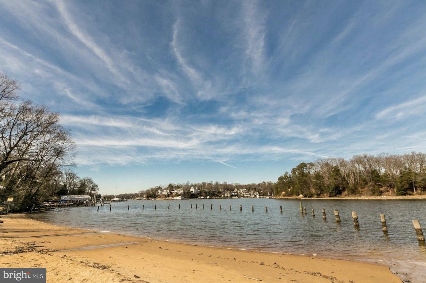 SUNRISE BEACH - Residential