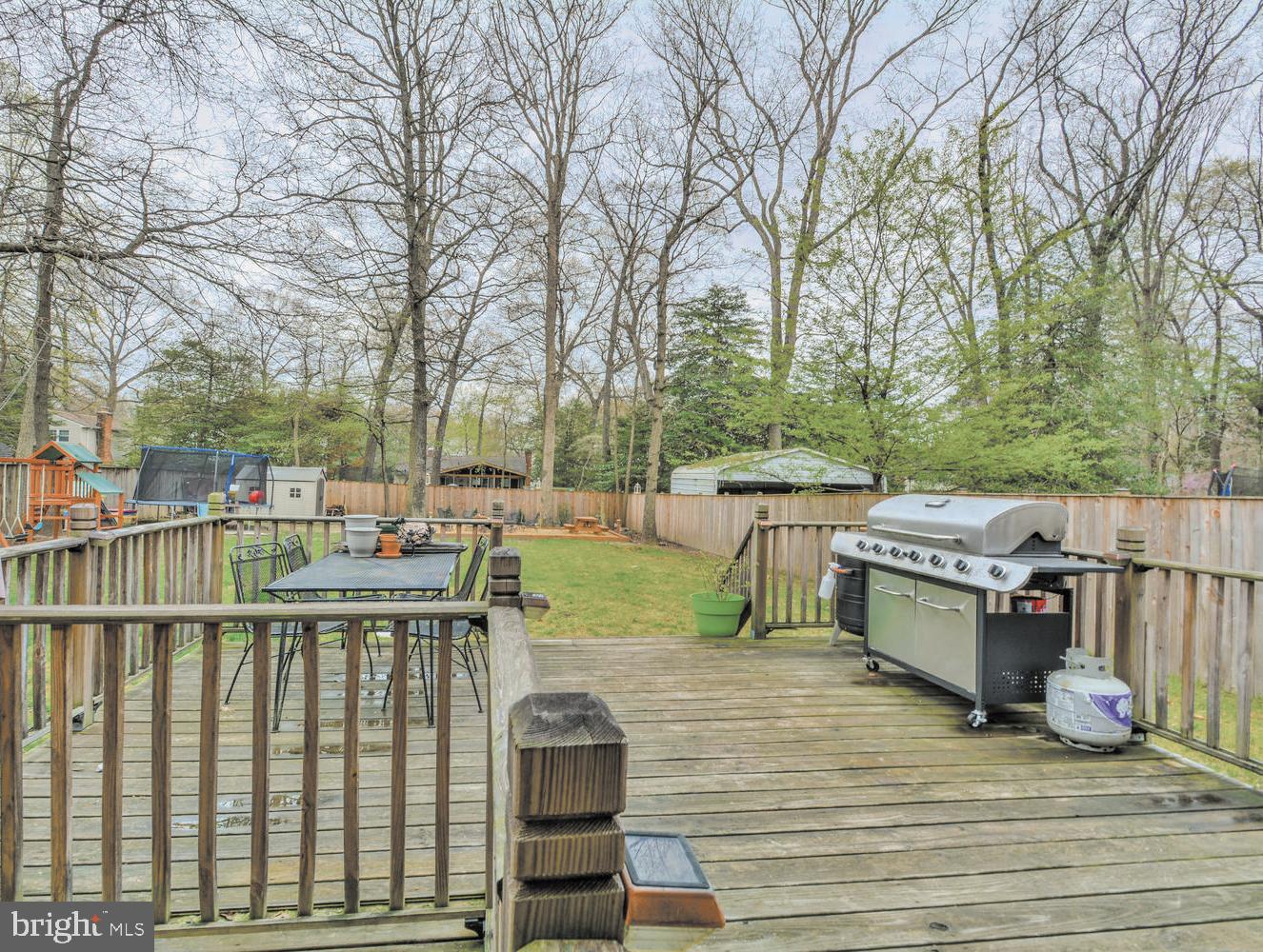 SUNRISE BEACH - Residential