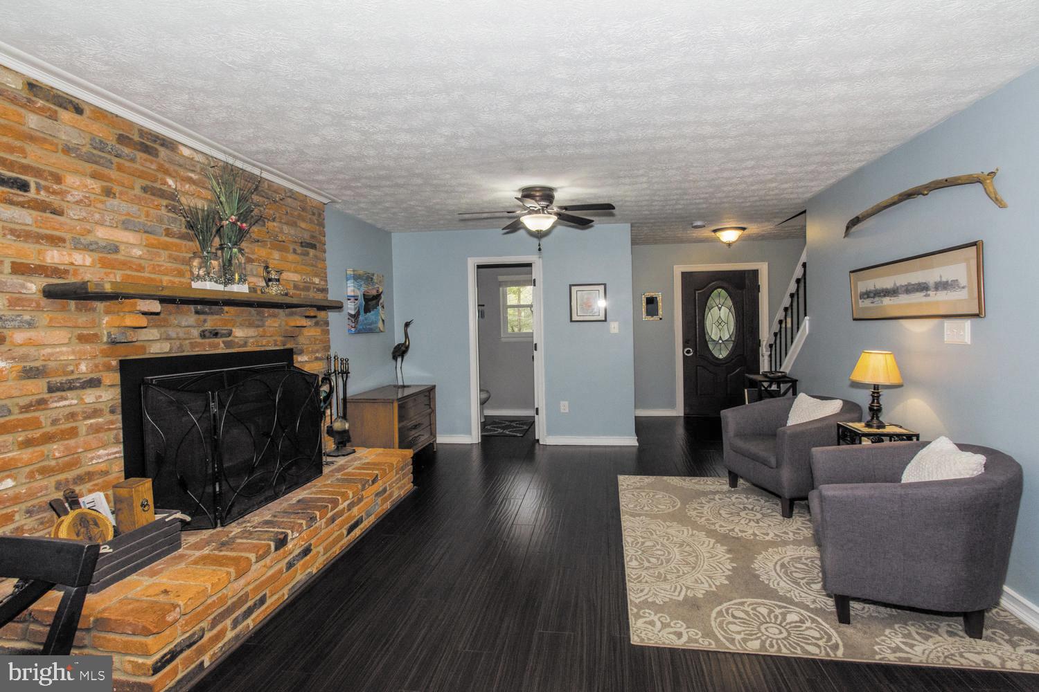 SUNRISE BEACH - Residential