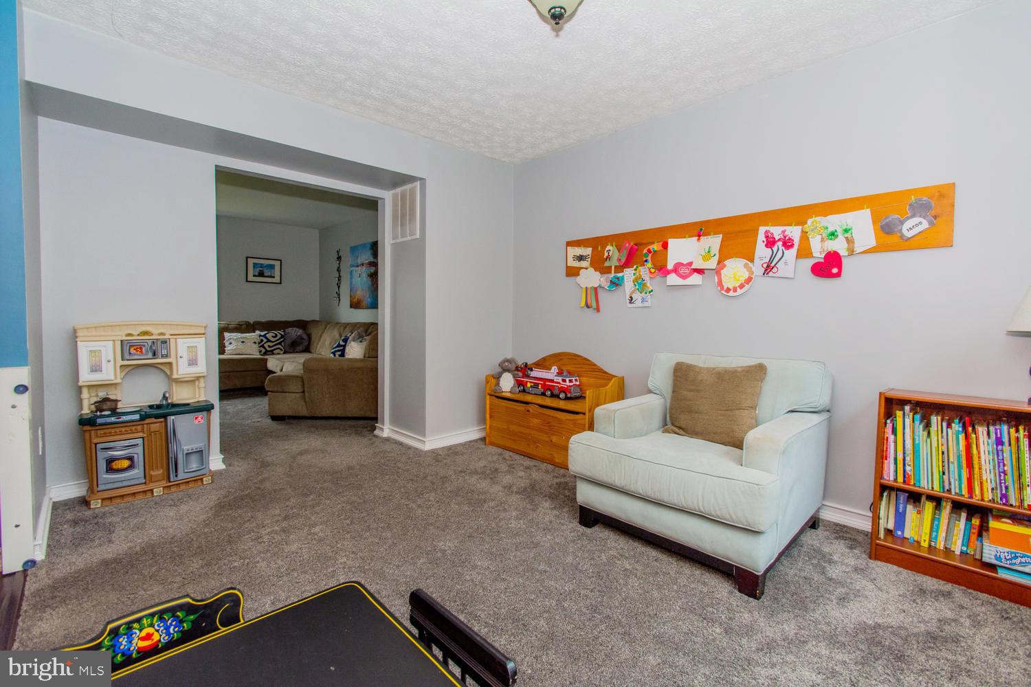 SUNRISE BEACH - Residential