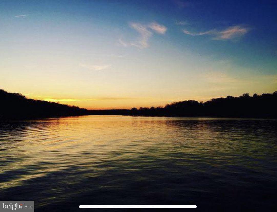 SUNRISE BEACH - Residential