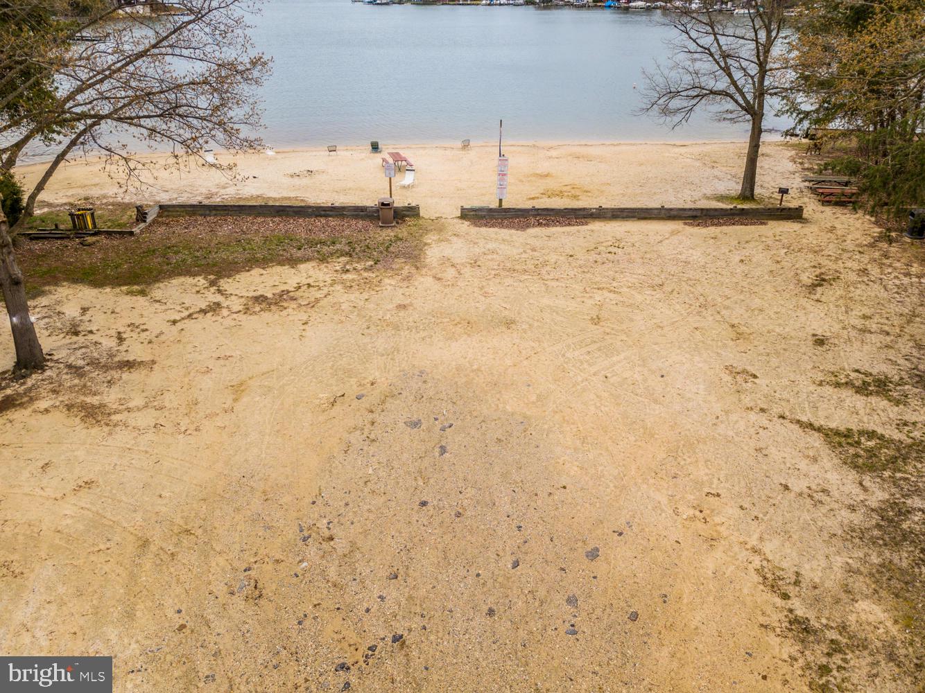 SUNRISE BEACH - Residential