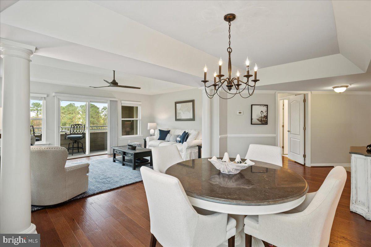 834 OYSTER BAY PLACE