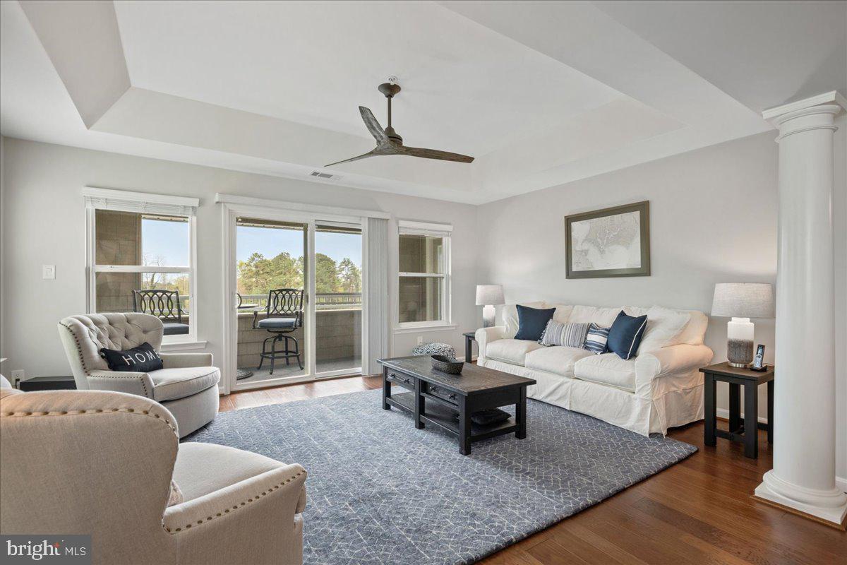 OYSTER BAY CONDOMINIUMS - Residential