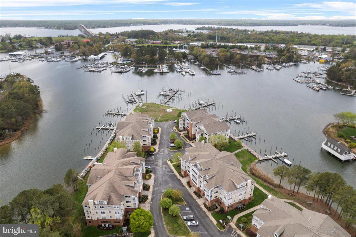OYSTER BAY CONDOMINIUMS - Residential