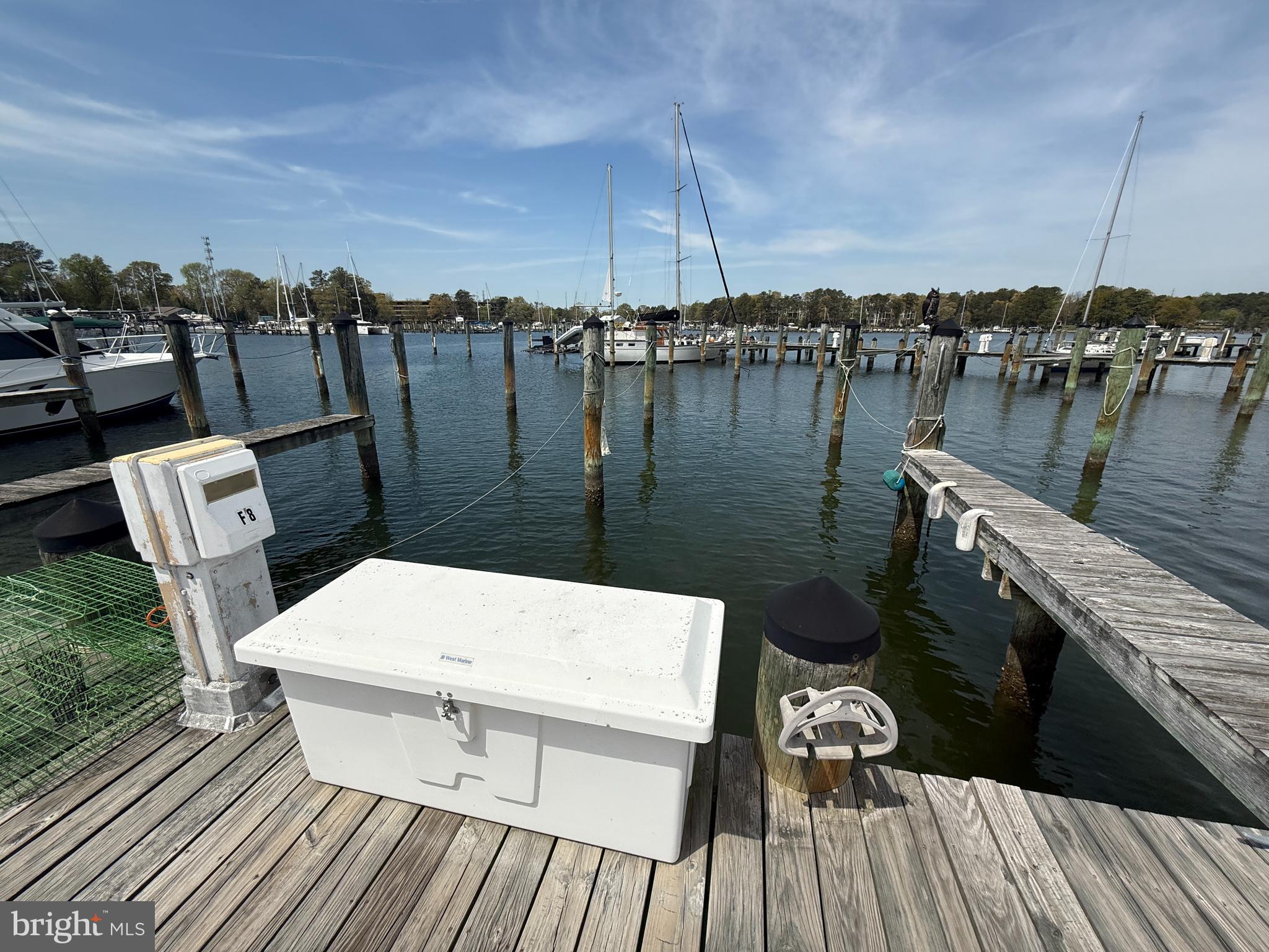 OYSTER BAY CONDOMINIUMS - Residential