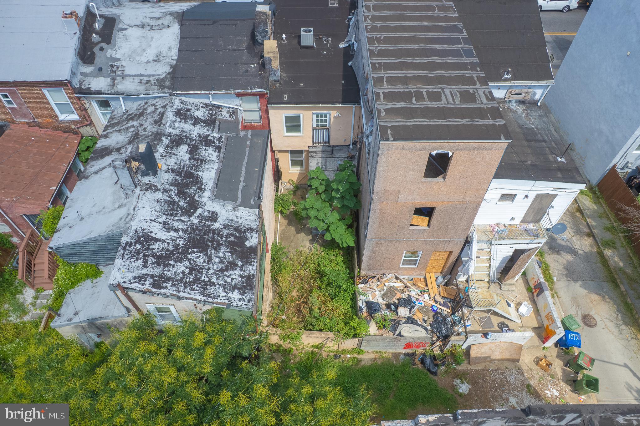 HOLLINS MARKET - Residential