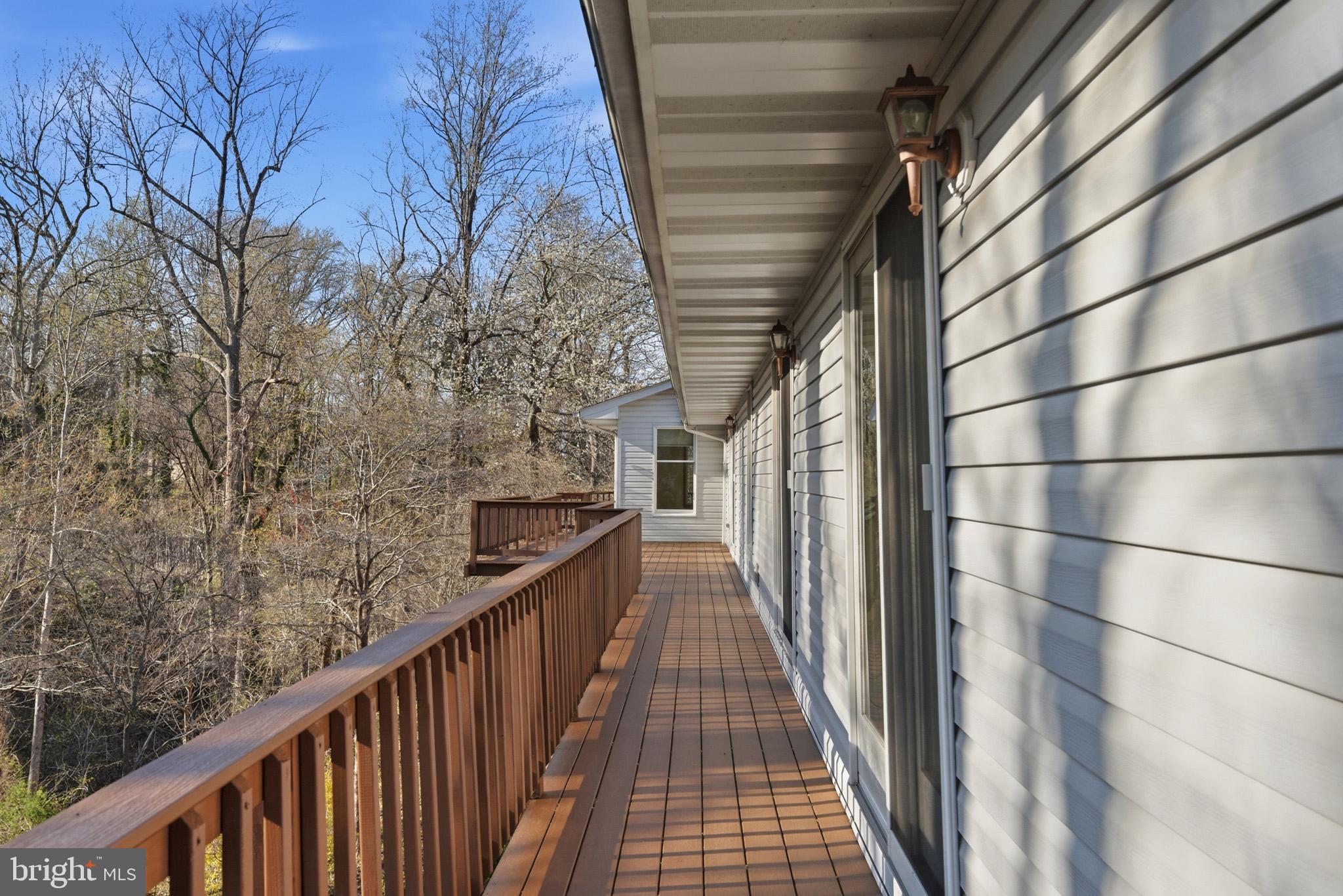 WESTERN SHORES - Residential