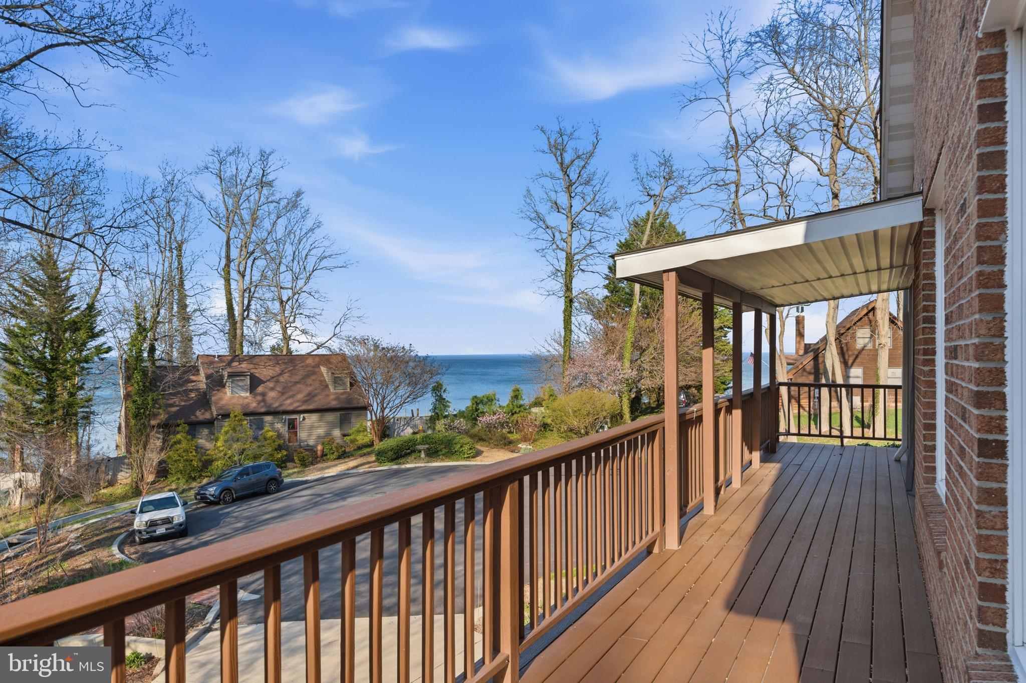 WESTERN SHORES - Residential