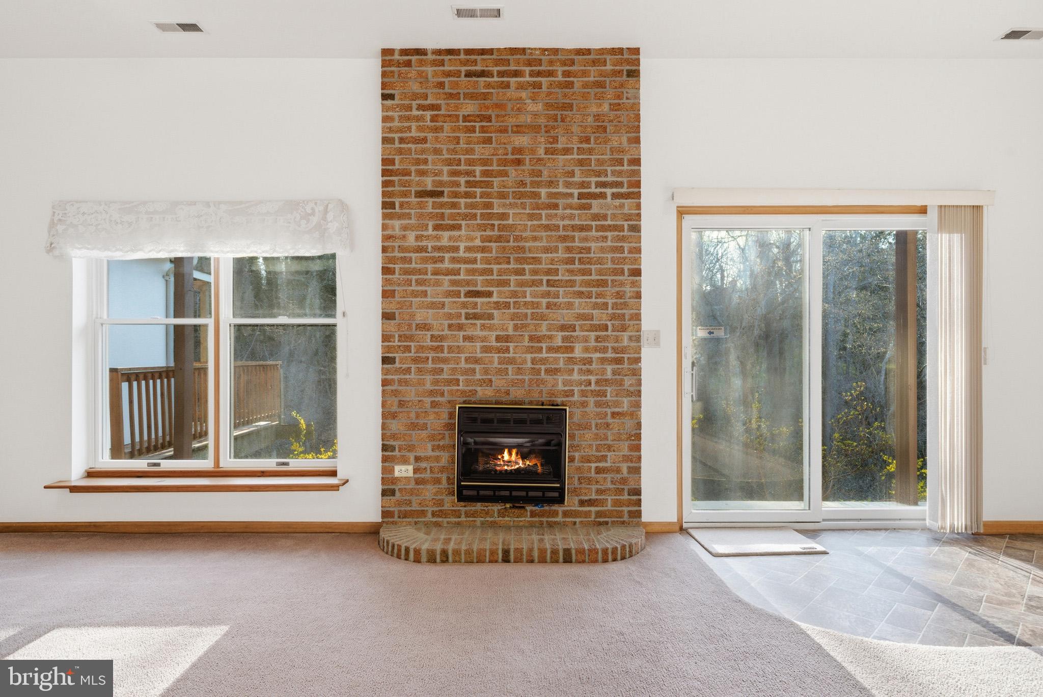 WESTERN SHORES - Residential