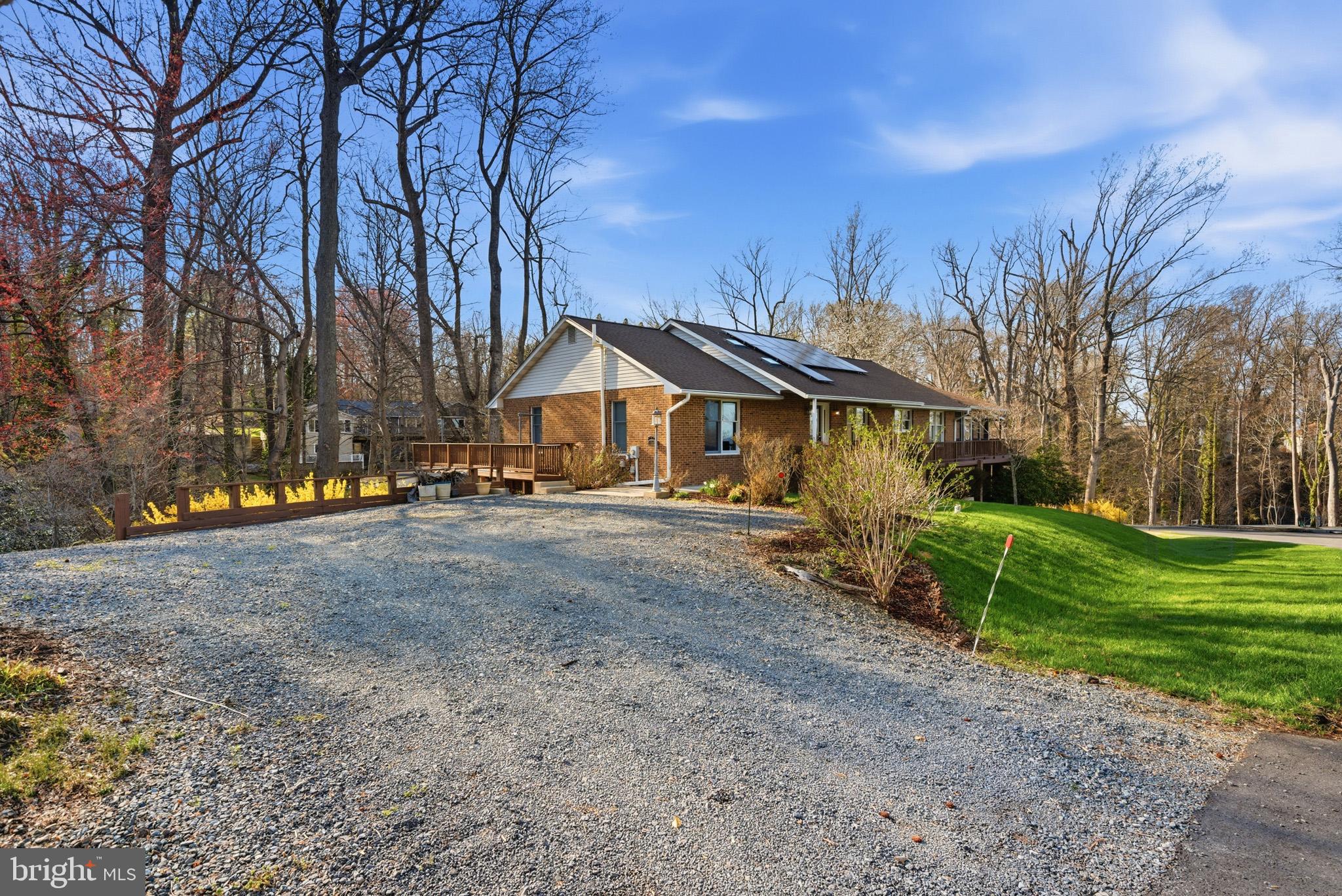 WESTERN SHORES - Residential