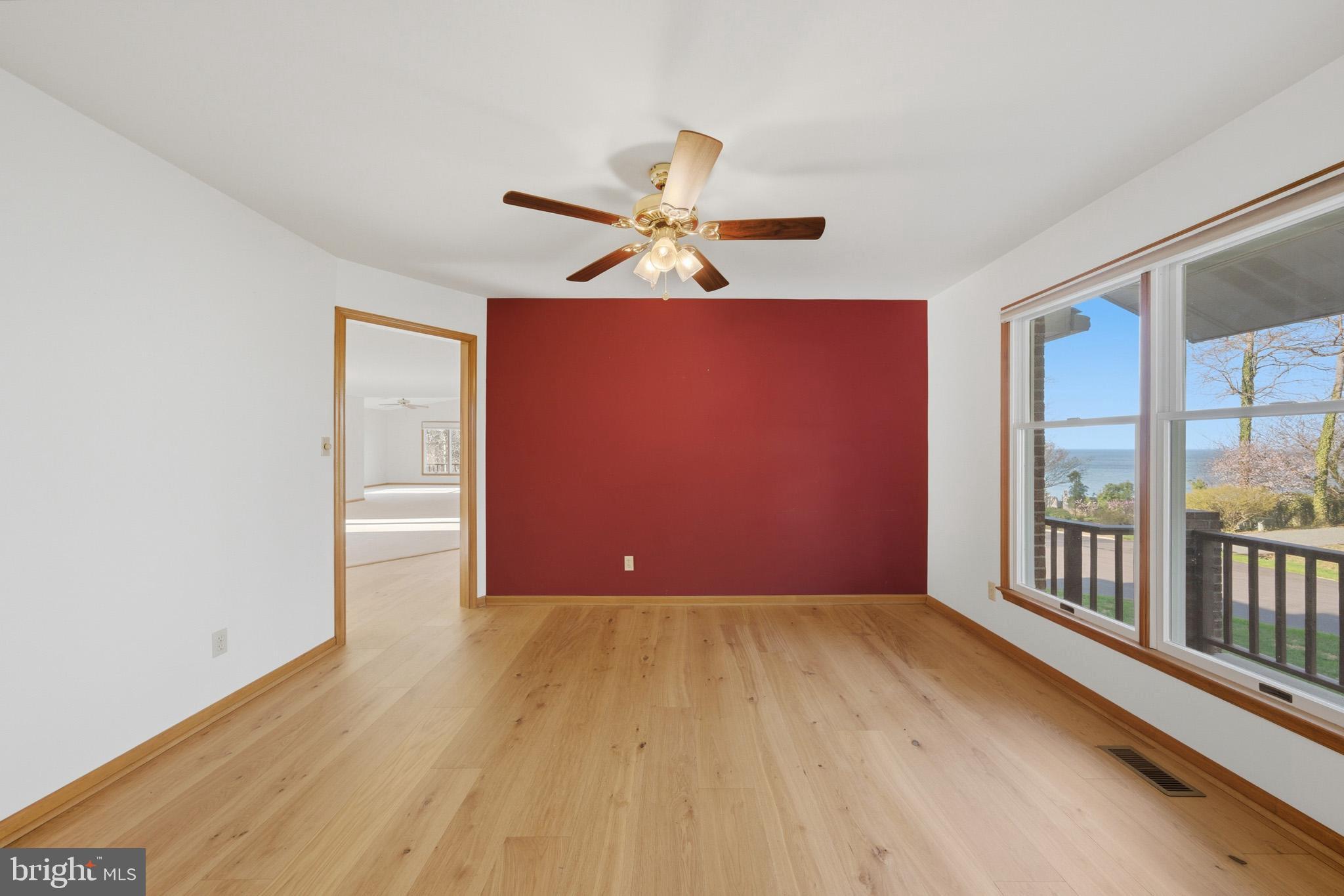 WESTERN SHORES - Residential